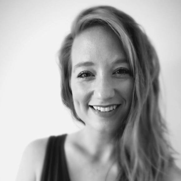 Meet your Posher, Christie - Picture 1 of 1